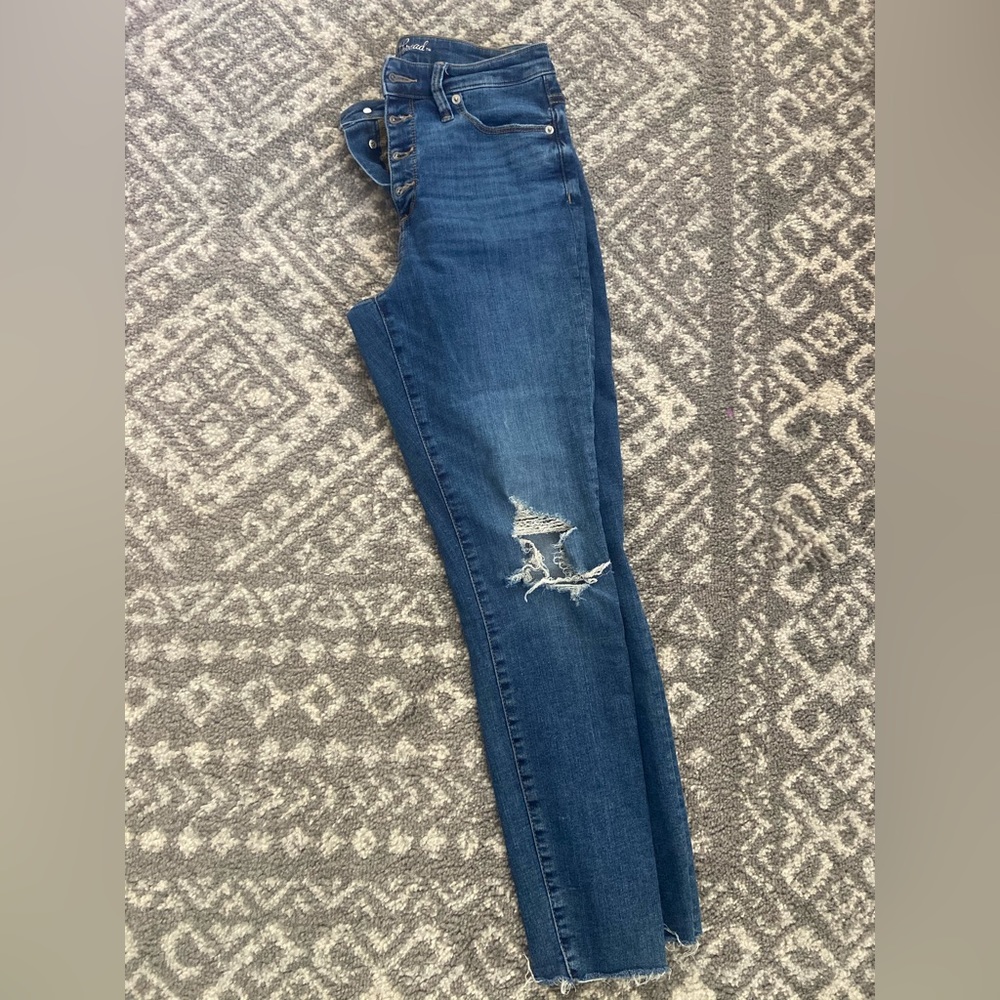 Universal thread jeans